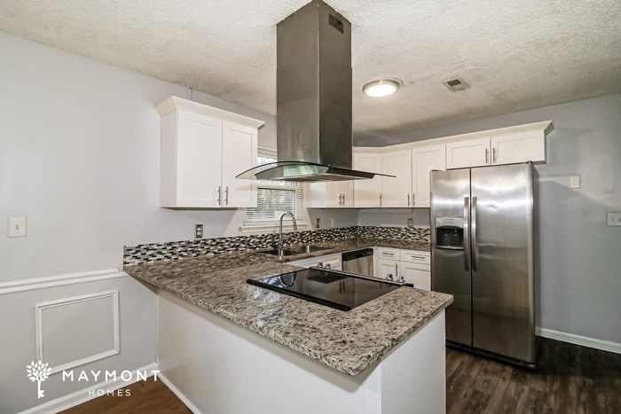 Building Photo - 109 Neal Ave