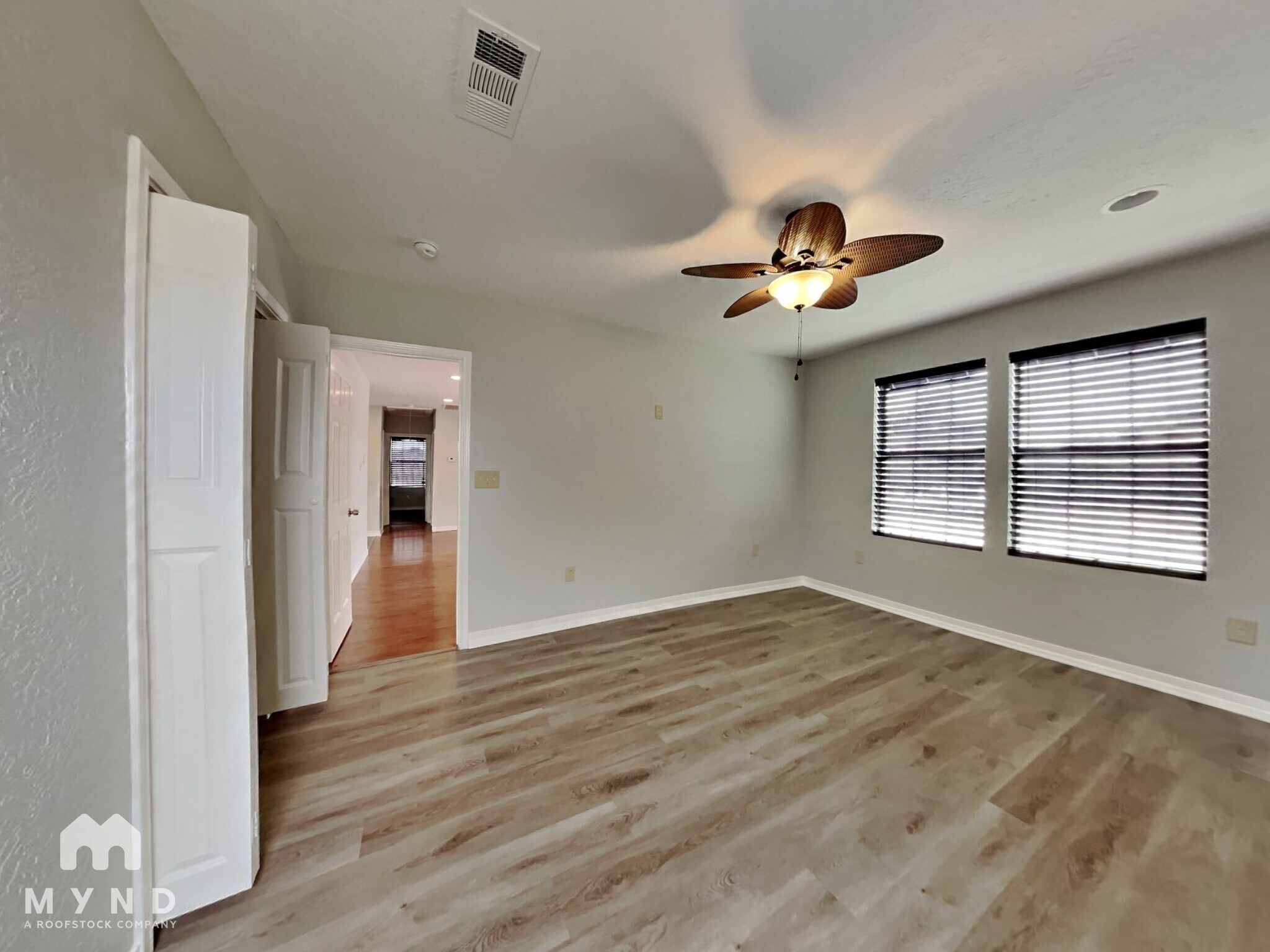Building Photo - 11807 Roandale Dr