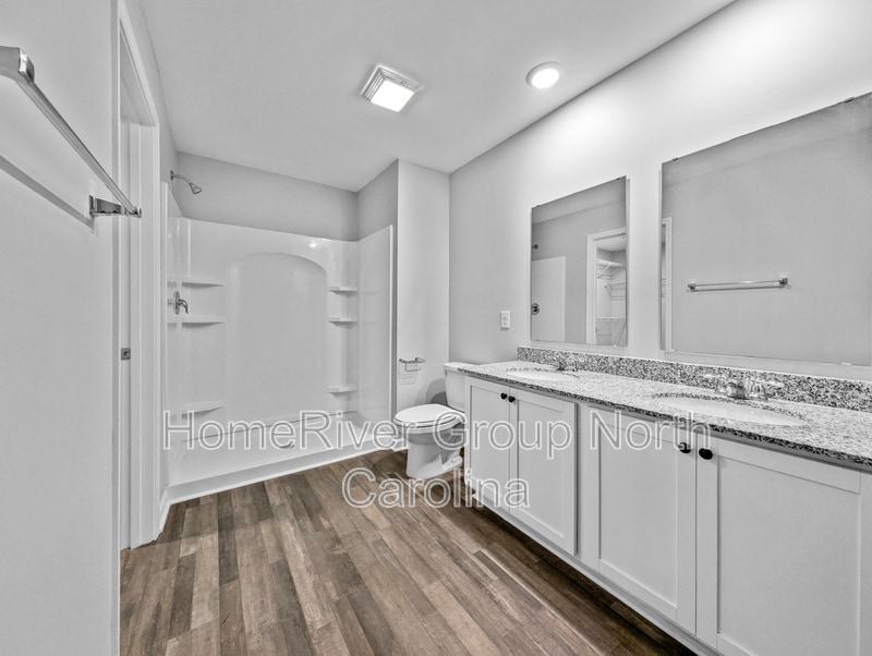 Building Photo - 119 Brookview Ct