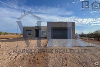Building Photo - 3Bed/2Bath Home in North Scottsdale! BRAND...