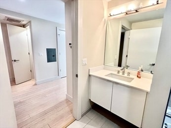 Guest Bathroom - 121 Portland St