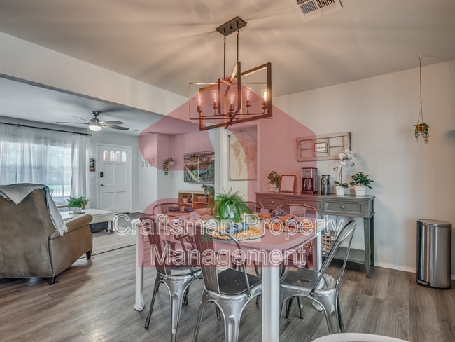 Building Photo - 2024 NW 45th St