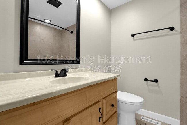 Building Photo - 8707 Glencanyon Dr