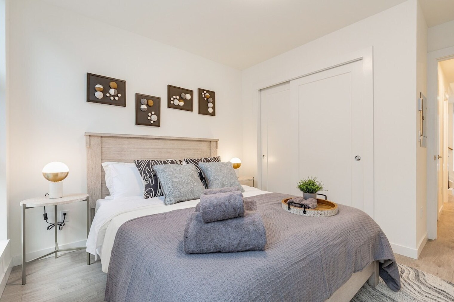 Building Photo - 1431 E Howell St