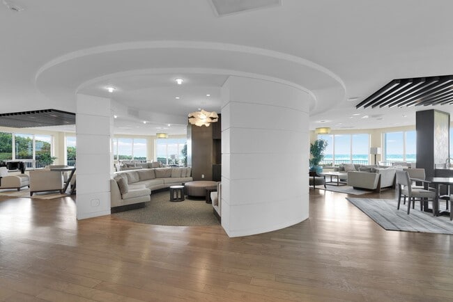 Building Photo - 550 S Ocean Blvd