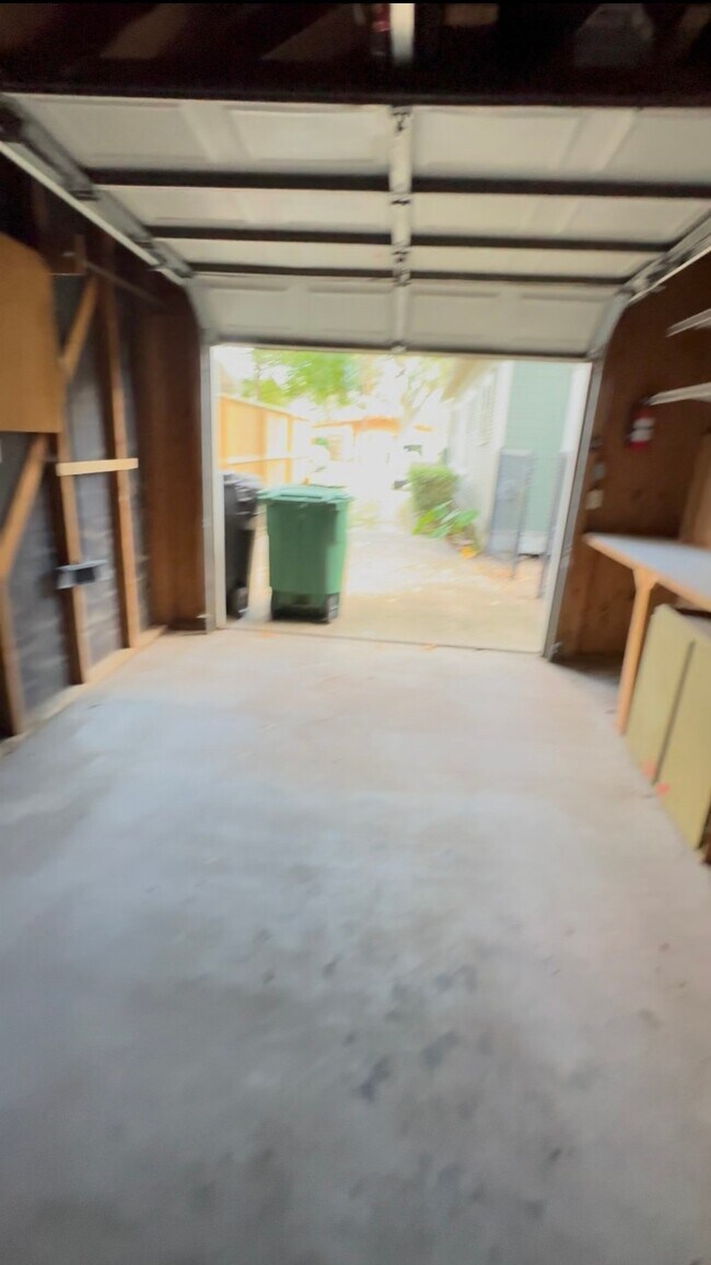 Building Photo - 4621 Michaux St