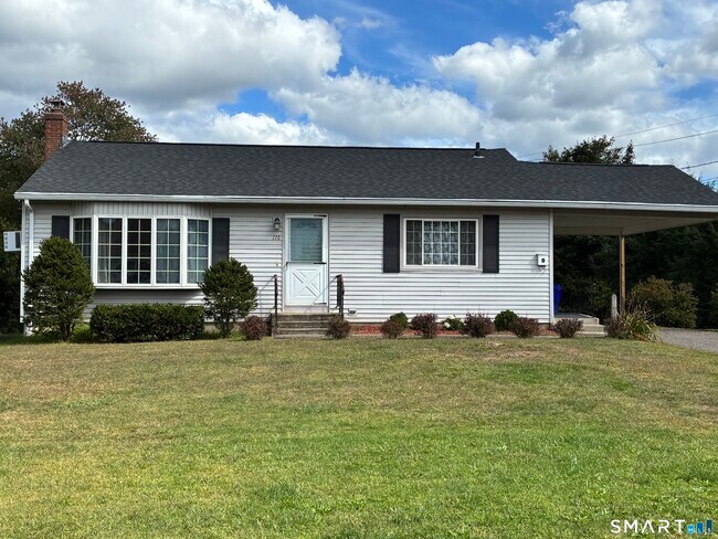 Building Photo - 116 Sherman Rd