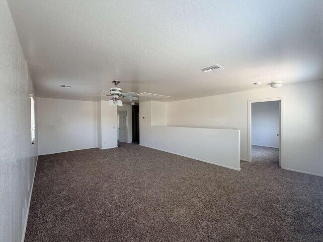 Building Photo - 2344 E Meadow Creek Way