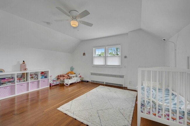 Building Photo - 87 Stebbins Ave