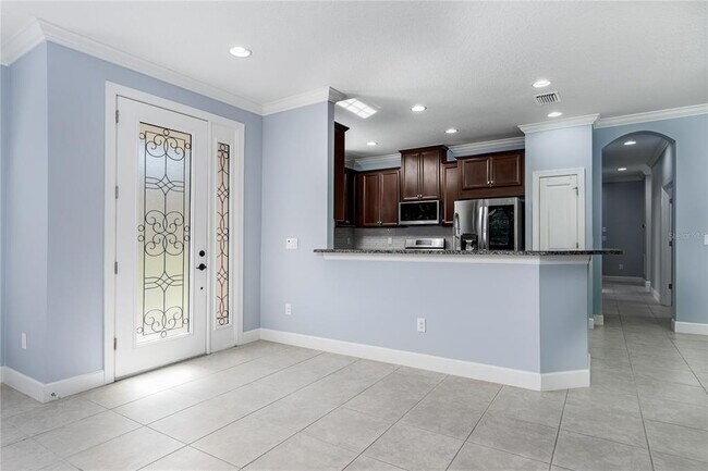 Building Photo - 10413 Highland Park Pl