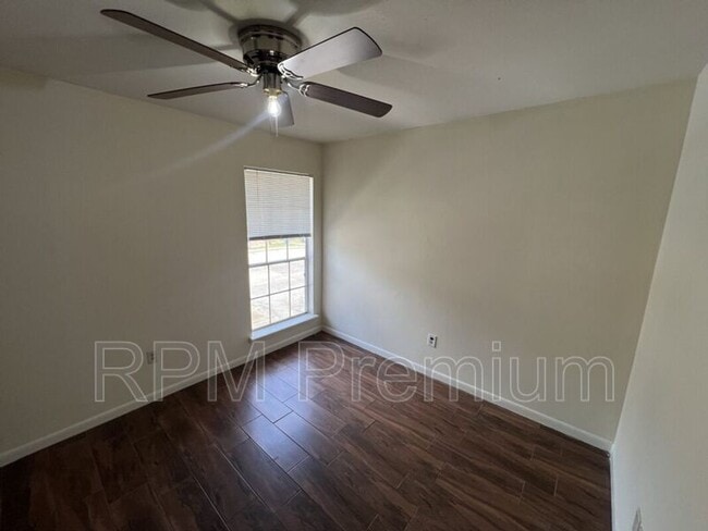 Building Photo - 5268 S Brightside View Dr