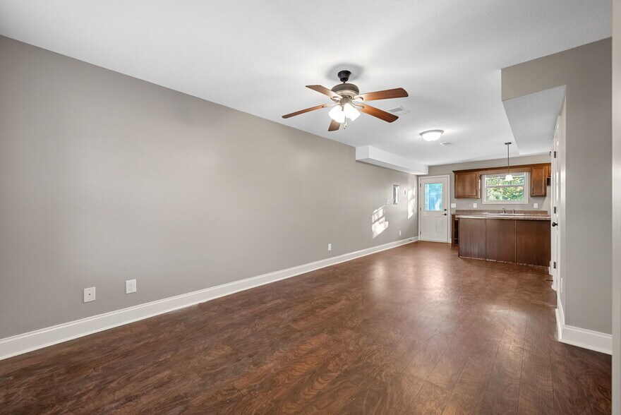 Building Photo - 1769 Spring Water Dr