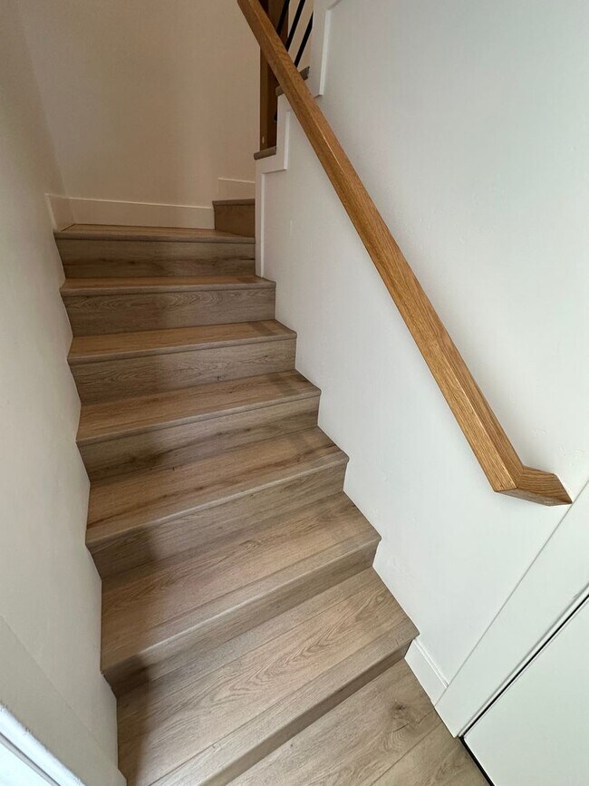 Building Photo - 2320 F St