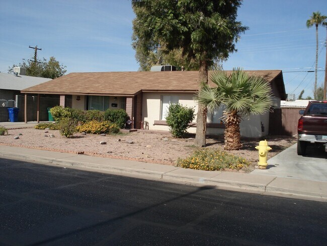 Building Photo - INQUIRE - OPEN HOUSE COMING SOON:   LARGE 4BR/2BA HOUSE, TILE, REMODELED, GREAT LOCATION, NEAR MC...
