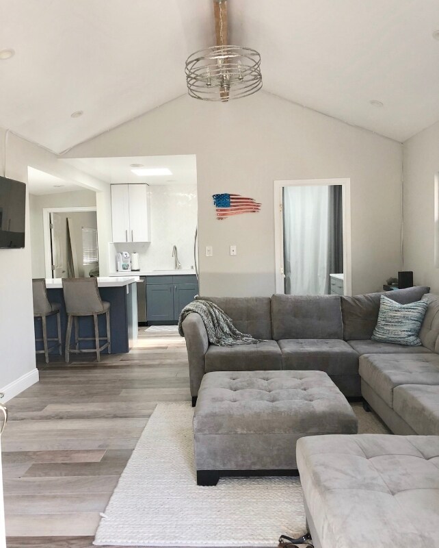 Building Photo - 2687 Ferdinand Rd