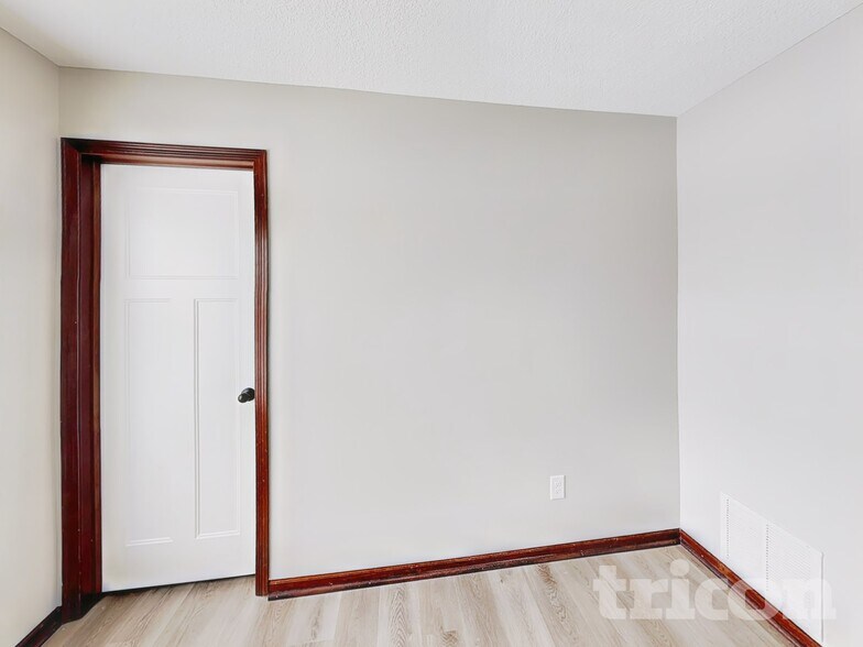 Building Photo - 21444 Hytrail Cir