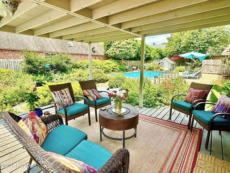 Covered Deck - 113 Templeton Dr