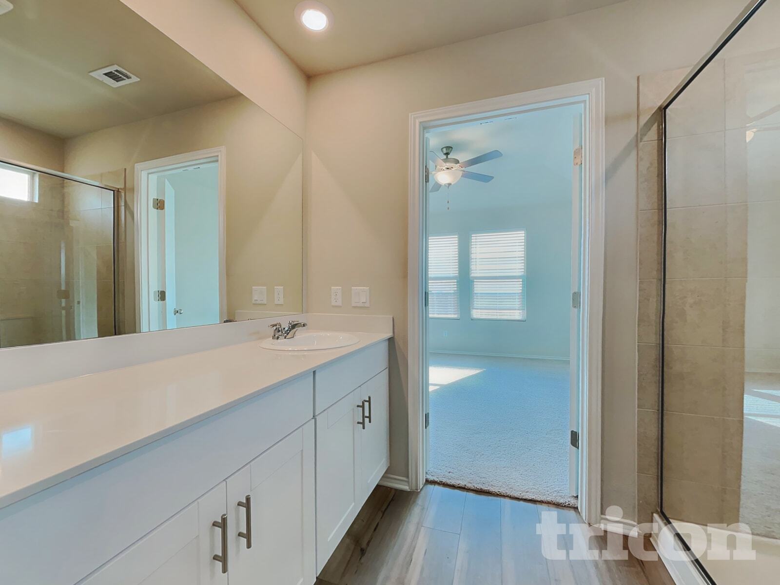 Building Photo - 5217 Sidesaddle Dr