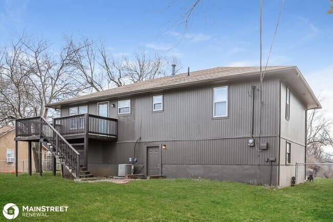 Building Photo - 406 E 164th Ter, Belton, MO 64012