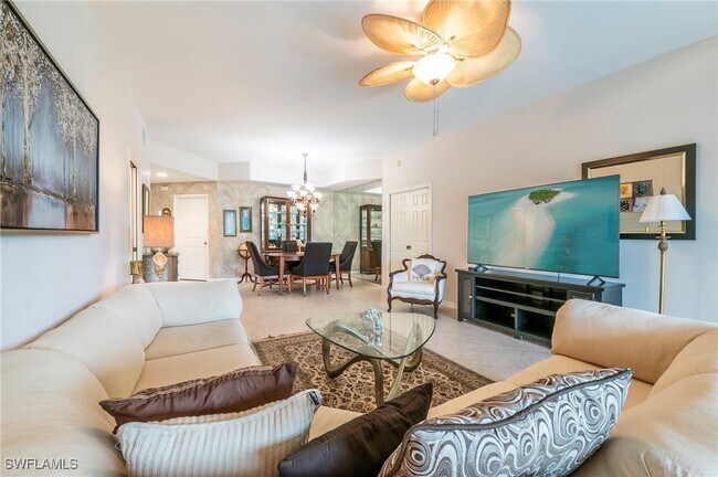 Building Photo - 15150 Royal Windsor Ln