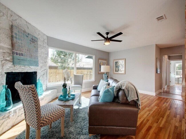 Building Photo - 1420 Northridge Dr