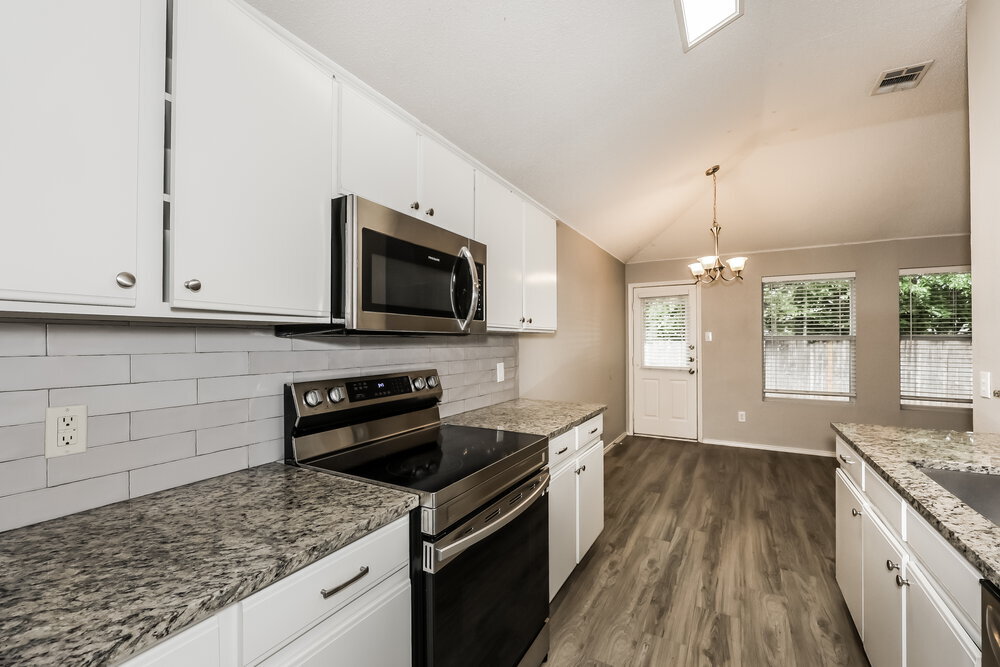 Building Photo - 706 Langford Dr