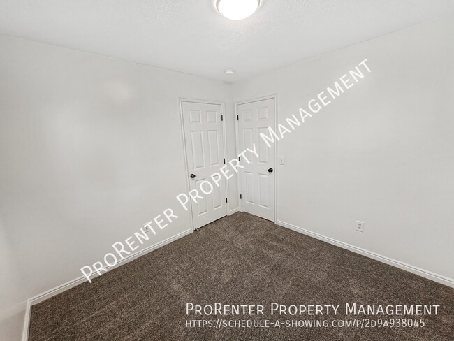 Building Photo - 551 S 375 W