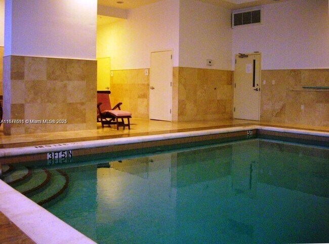 Building Photo - 2600 SW 27th Ave