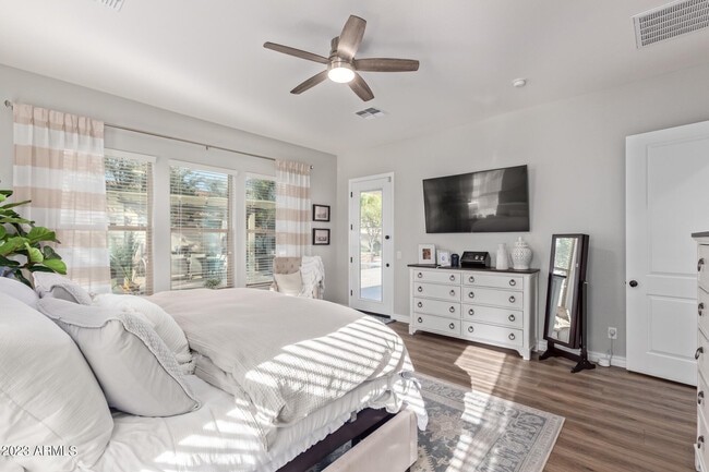 Building Photo - 19888 E Russet Rd