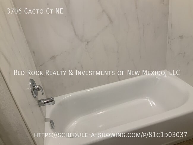 Building Photo - 3706 Cacto Ct