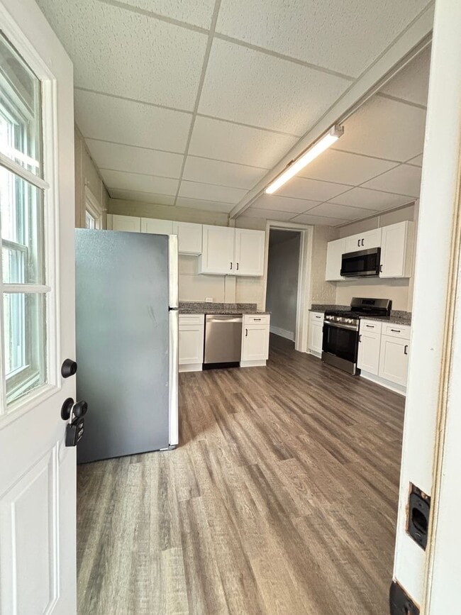 Building Photo - 2 BR Home Available in Catasauqua, PA