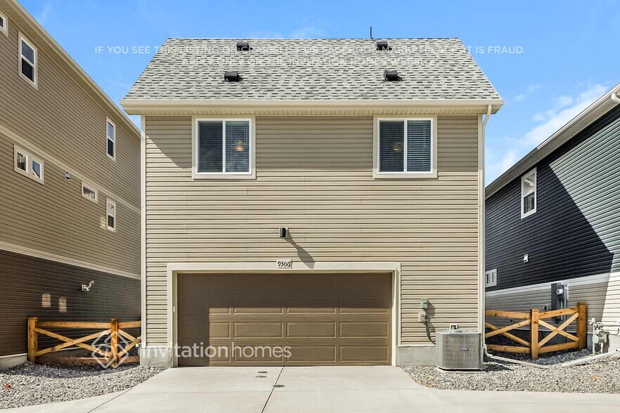 Building Photo - 9306 Oro City Loop