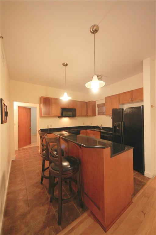 Building Photo - 711 W 26th St