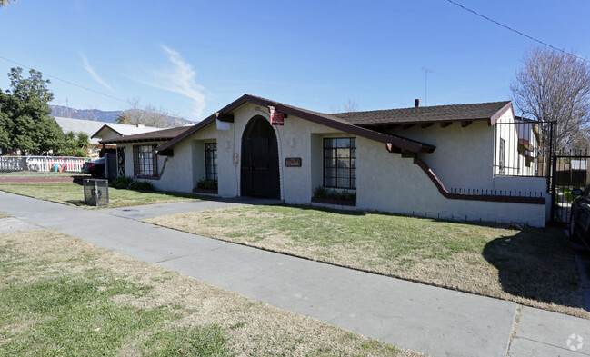 Vista Villa Apts - Villa Vista Apts