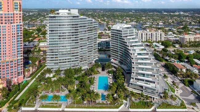 Building Photo - 2200 N Ocean Blvd