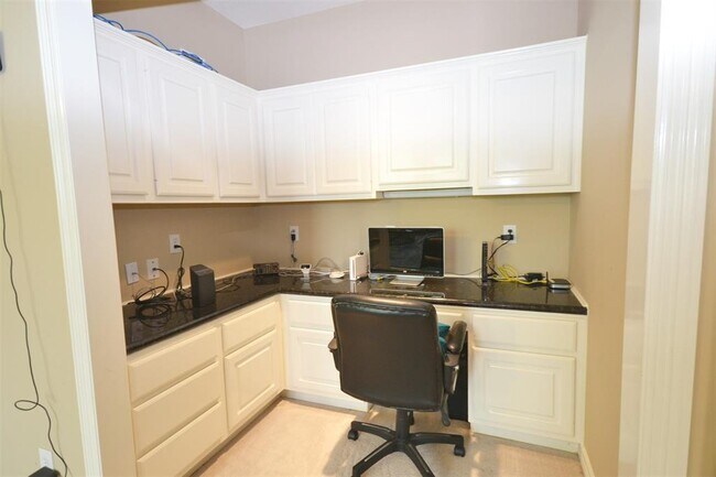 Building Photo - 7902 Silent Forest Dr
