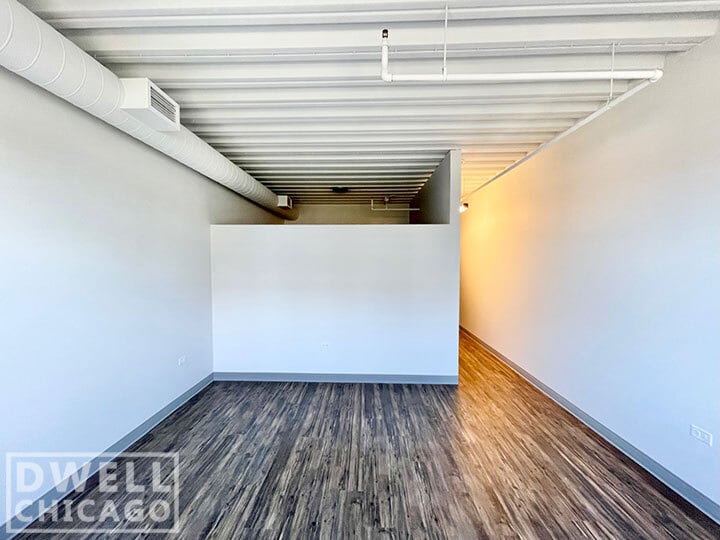 Building Photo - 911 W Dakin St