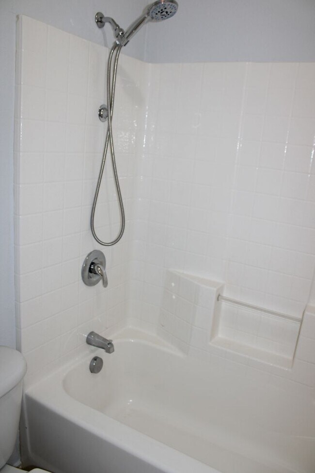 Building Photo - COMING SOON! ACCEPTING APPLICATIONS!