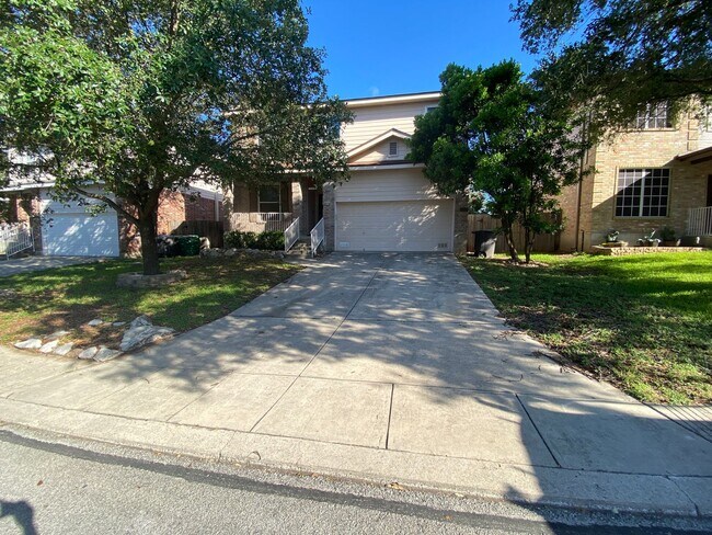 Building Photo - Spacious 4-Bedroom Home for Rent in Encino...