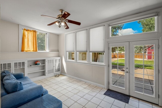 Building Photo - 720 N Foote Ave