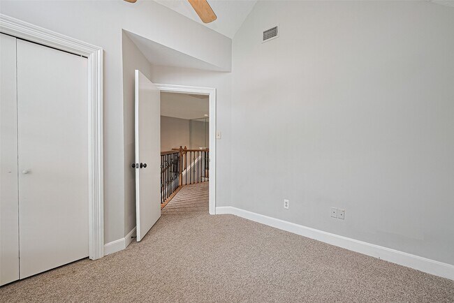 Building Photo - 3406 Mesquite Dr