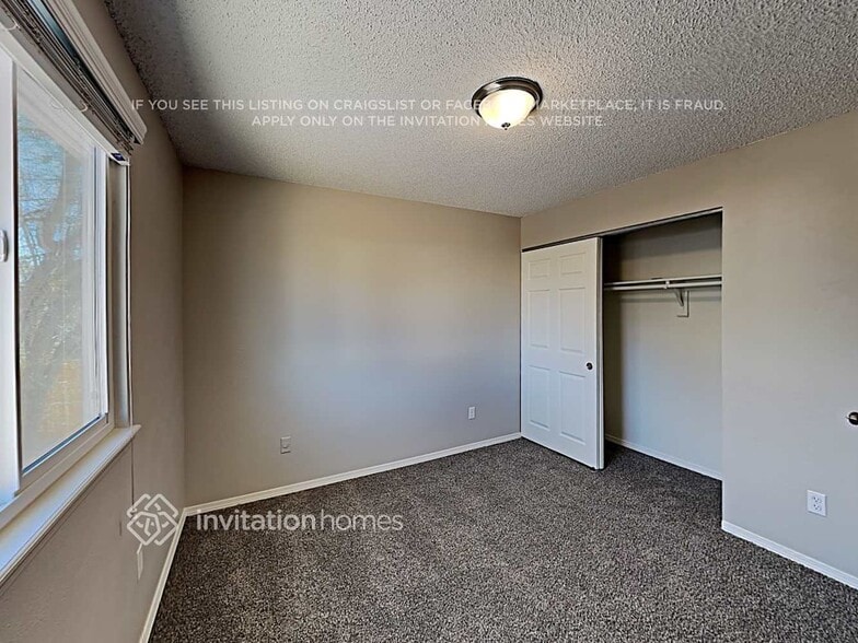 Building Photo - 8450 Sandreed Cir