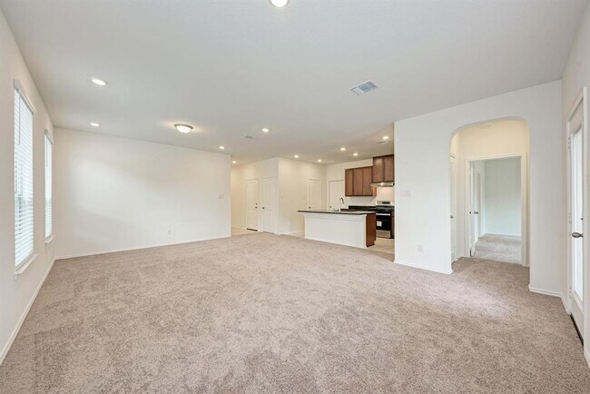Building Photo - 1636 River Plateau Dr