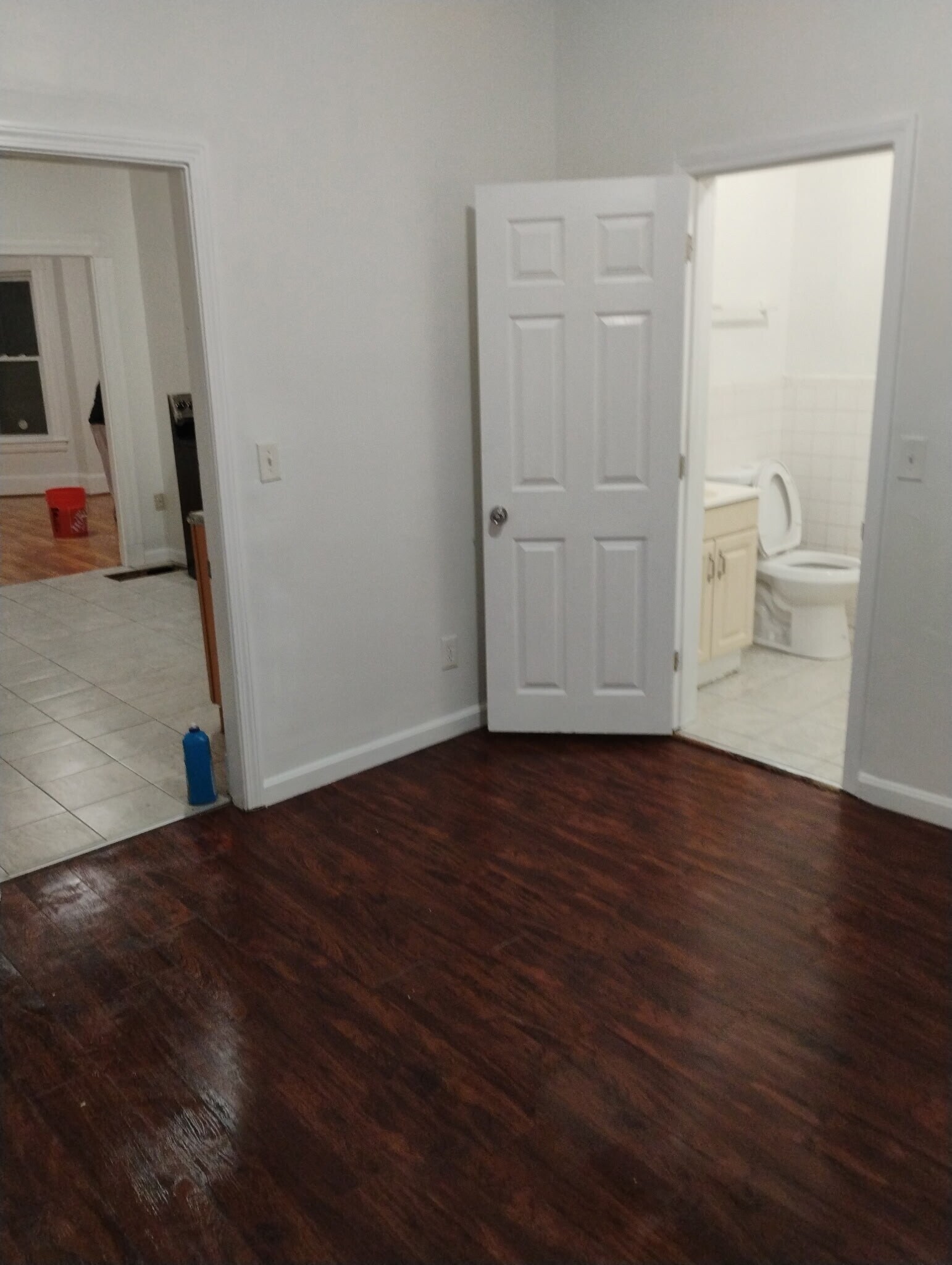 bed - 3 Worcester St