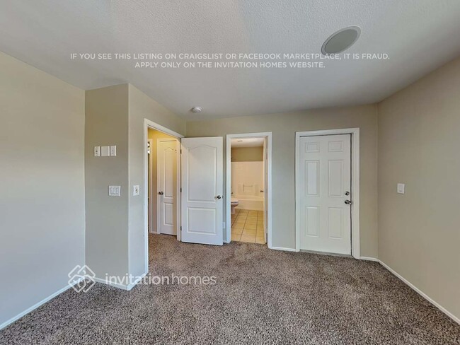 Building Photo - 157 Almond Ridge Pl