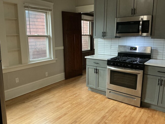 Building Photo - 2182 N 51st St