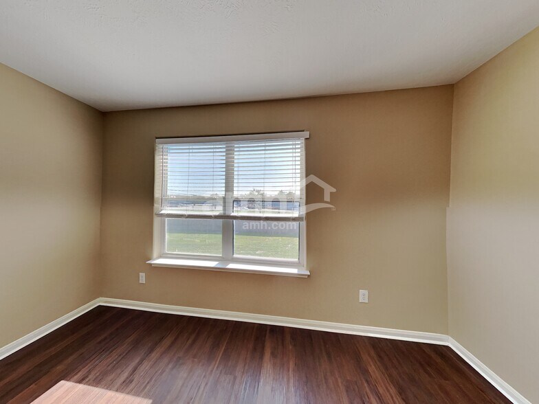 Building Photo - 2209 Kingfish Rd