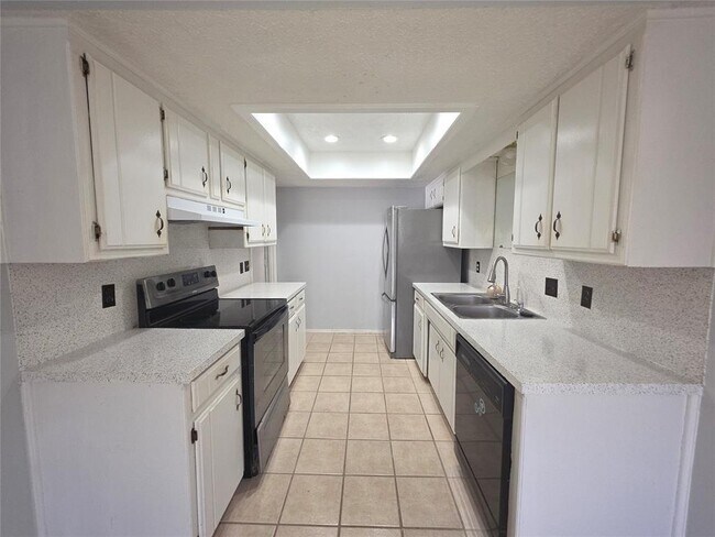 Building Photo - 939 SW 98th St