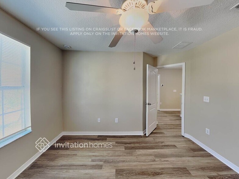 Building Photo - 526 Laguna Mill Dr