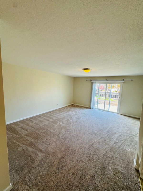 Building Photo - 2913 Carissa Ct